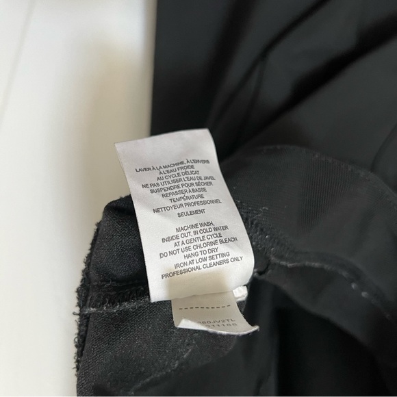 Women’s Pants - Picture 10 of 10